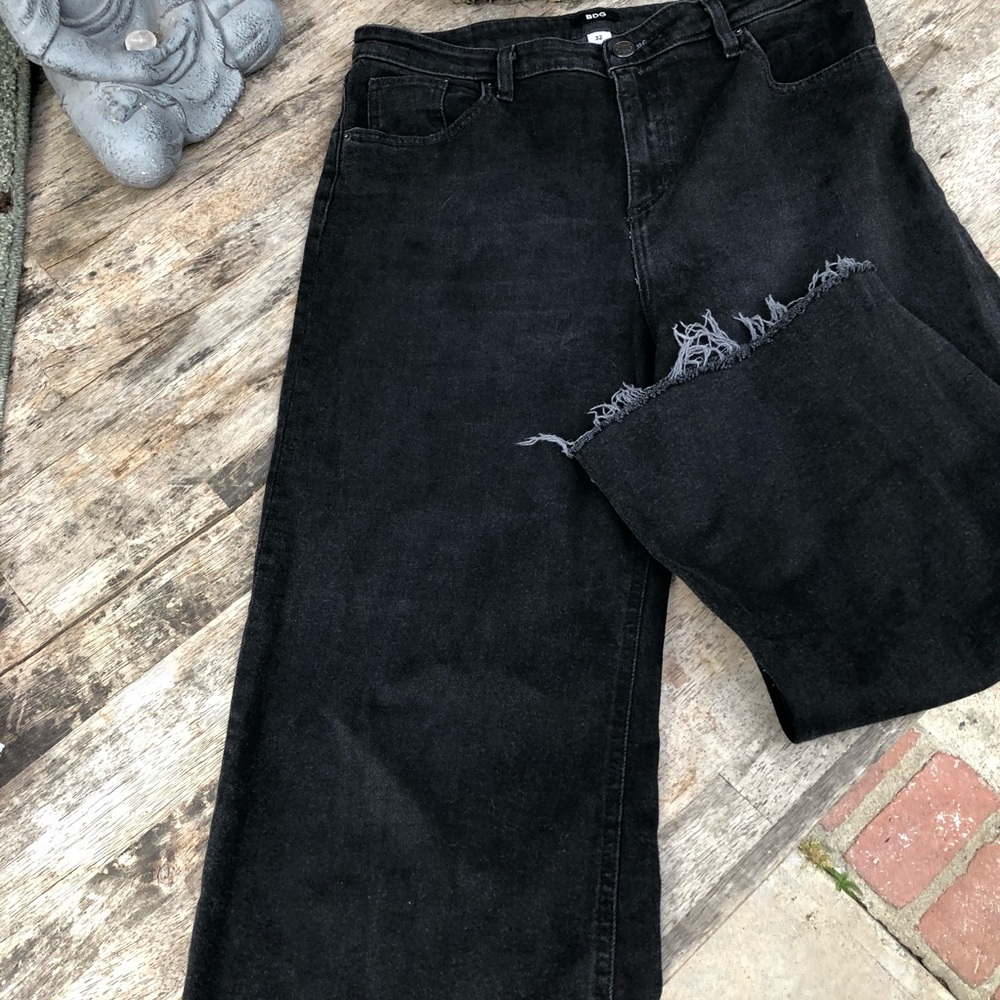 Black  BDG CAPRI/ wide leg jean